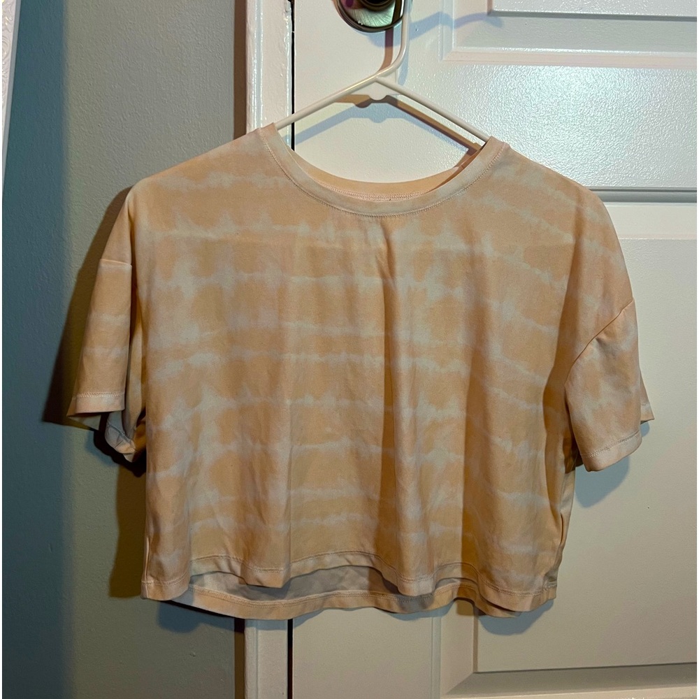 Old Navy Active Crop Top